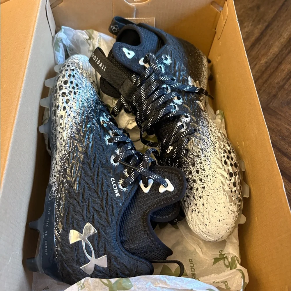 Under Armour Spotlight Clone Women's Lacrosse Cleats, Black/Silver, 10 New